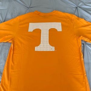 Southern tide Tennessee Vols t shirt EUC